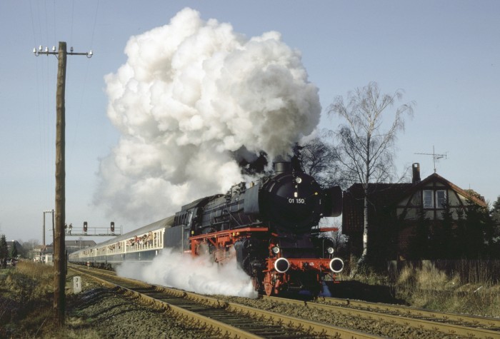 01&nbsp;150 Sonderzug Celle->Bergen auf der OHE, bei Celle-Vorstadt, 12.03.1983