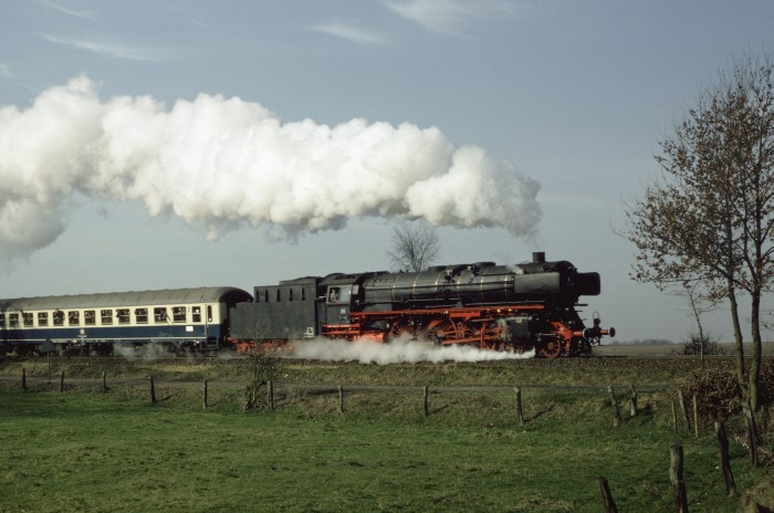 01&nbsp;150 Sonderzug Celle->Bergen auf der OHE, bei Diesten, 13.03.1983