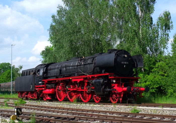 01&nbsp;180 beim Umsetzen in Wassertrüdingen, um 16:35h am 17.05.2015