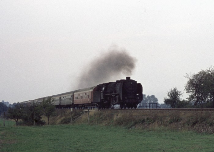 01&nbsp;016 D&nbsp;371 bei Böhla, am 09.10.1976