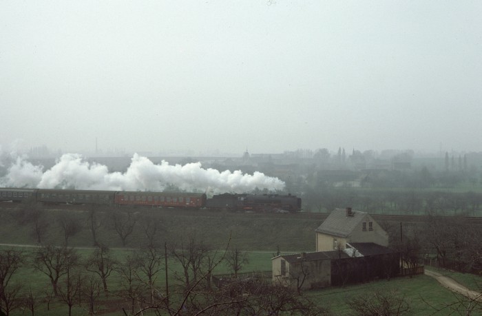unbekannte 01 mit D&nbsp;378 bei Oberau, 23.03.1977