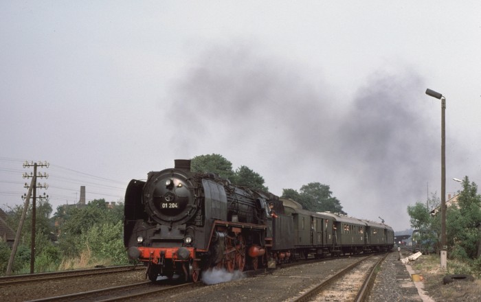 01&nbsp;204  Morop-Sonderzug Richtung Dresden, Ausfahrt Bischofswerda, 13.08.1978