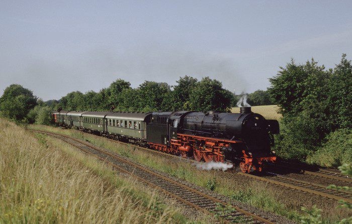 01 1100 Richtung Lübeck hinter Ahrensburg, 27.07.1991