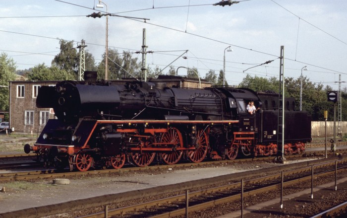 03 1010 im Bw Bebra am 28.08.1992