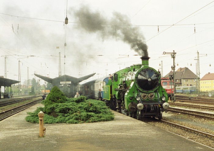 18&nbsp;478 vor Sonderzug in Nördlingen, Juni 1996