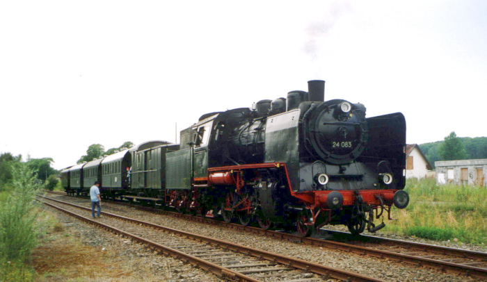 24&nbsp;083 in Derneburg, im Juli 2001