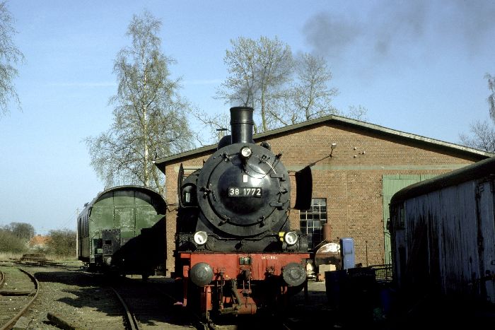 38&nbsp;1772 im kleinen BW in Harsefeld, am 23.04.1984