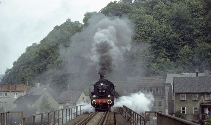 38&nbsp;1182 am Schlossbergtunnel in Greiz, am 10.09.1983