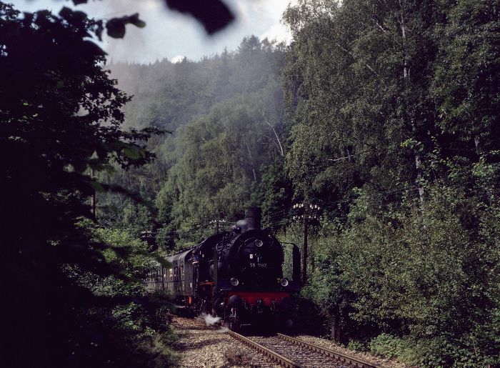 38&nbsp;1182 Ausfahrt Schwarzburg Richtung Rottenbach, am 31.08.1997