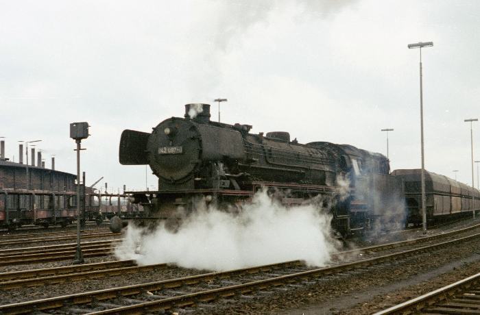 042&nbsp;097 im Rbf Emden, am 18.03.1975