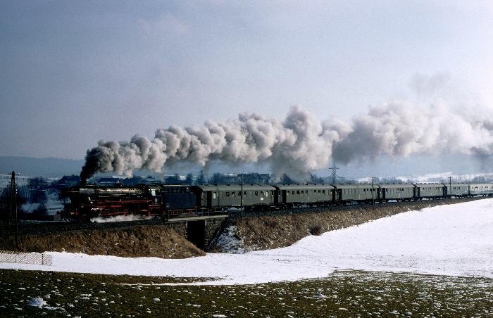 41&nbsp;018 bei Mühring (Hausruck/Österreich), am 15.02.1981