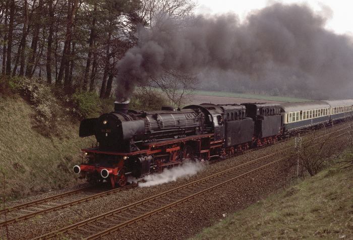 41&nbsp;360 bei Herste (Weserbergland), am 30.04.1988