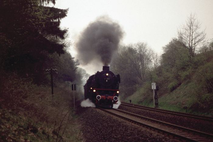 41&nbsp;360 bei Volpriehausen, am 30.04.1988