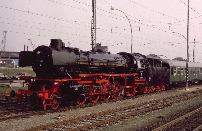 41&nbsp;096 im Hamburger Hafen, am 12.10.1996