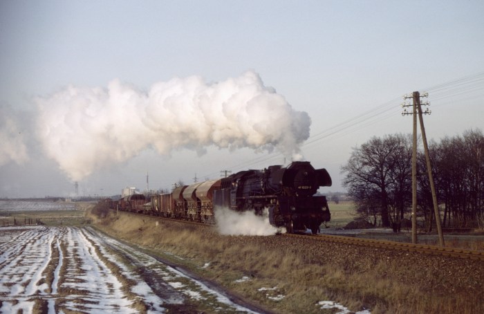 41&nbsp;1055 mit Ng Salzwedel->Oebisfelde bei Sienau, 23.02.1983