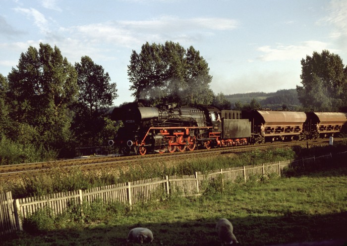 41&nbsp;1150 mit Gz nach Göschwitz, einfahrend in Zeutsch, 26.08.1982