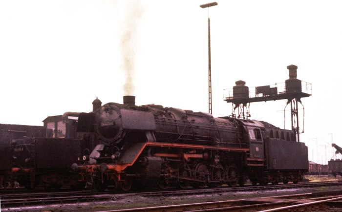 044&nbsp;434 im Bw Lehrte am 24.06.1975