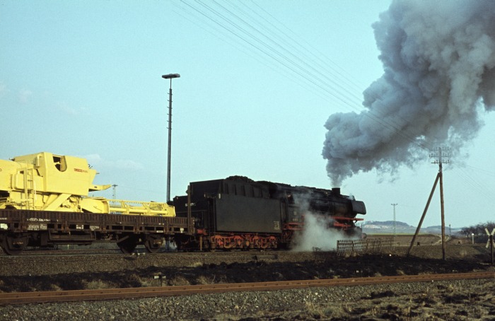 044&nbsp;671 Güterzug nach Ellrich, Ausfahrt Herzberg, am 20.03.1976