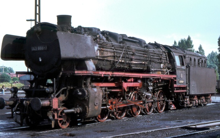 043&nbsp;666 im Bw Rheine, am 06.07.1976