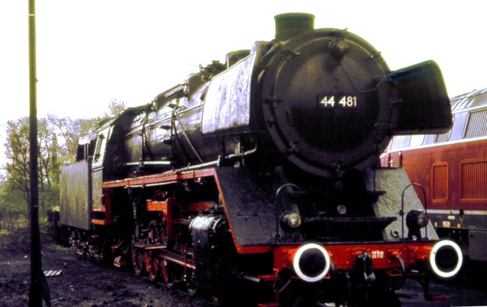 44&nbsp;481 kalt im Bw Gelsenkirchen-Bismarck, Mai 1977