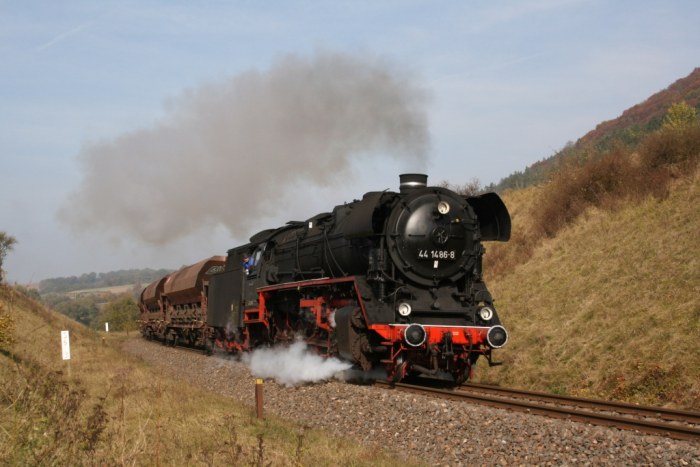 44&nbsp;1486 mit Kieszug bei Walldorf, am 11.10.2007