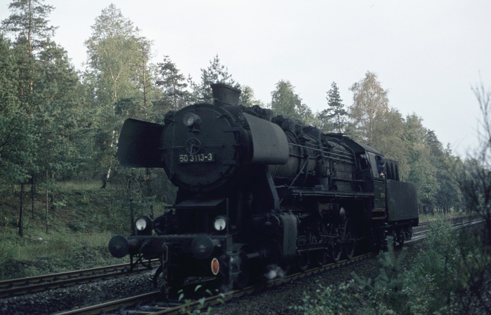 50&nbsp;3113 Lz (aus Schubleistung) abwärts bei Dresden-Klotzsche, 05.10.76