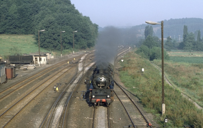 50&nbsp;1945 mit P&nbsp;3941 Einfahrt Nossen, 21.08.1978