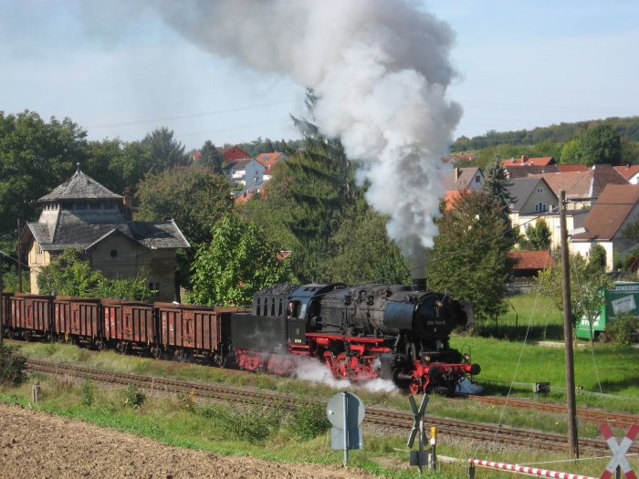50&nbsp;2740 mit einem Show-Lg Ausfahrt Grombach, am 30.09.2007