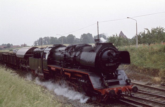 50&nbsp;0064 Nahgüterzug bei Hornstorf, 17.06.1977