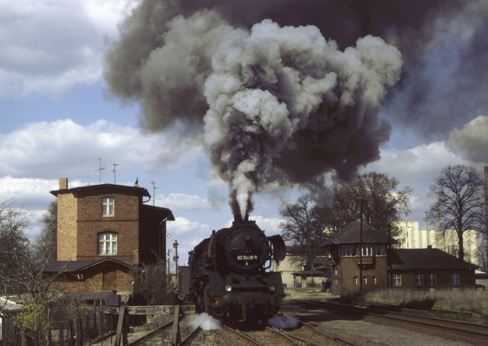 50&nbsp;3638 mit Ng&nbsp;61851 Ausfahrt Karstädt, am 18.04.1984