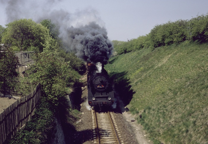 50&nbsp;3557 mit Ng&nbsp;64784 Ausfahrt Eilenburg, 09.05.1982