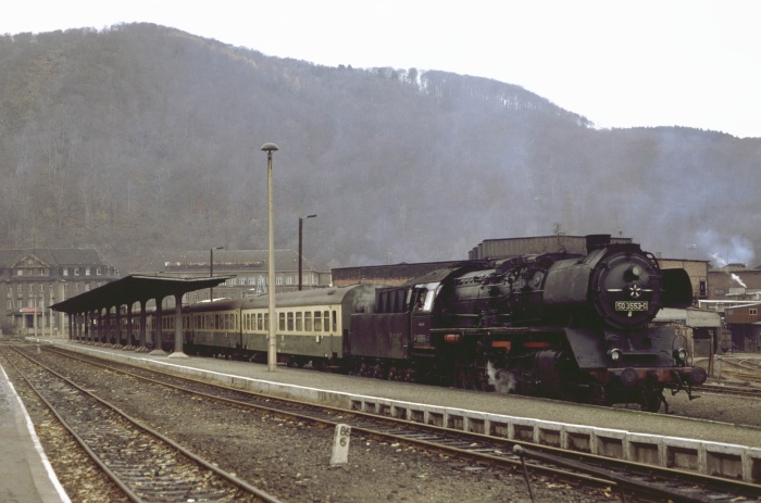 50&nbsp;3553 vor P&nbsp;19413 in Thale, am 18.11.1987