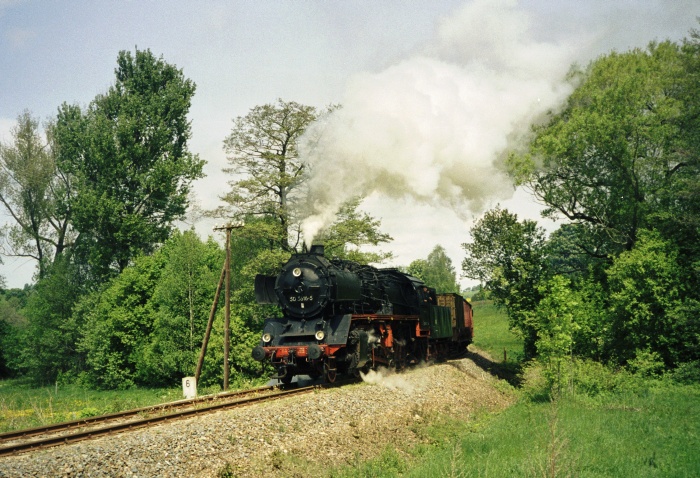 50&nbsp;3616 mit Revival-61791 vor Walthersdorf, 26.05.2006