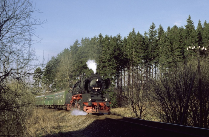 50&nbsp;3688 mit N&nbsp;14789 vor Möhrenbach, am 24.03.1995