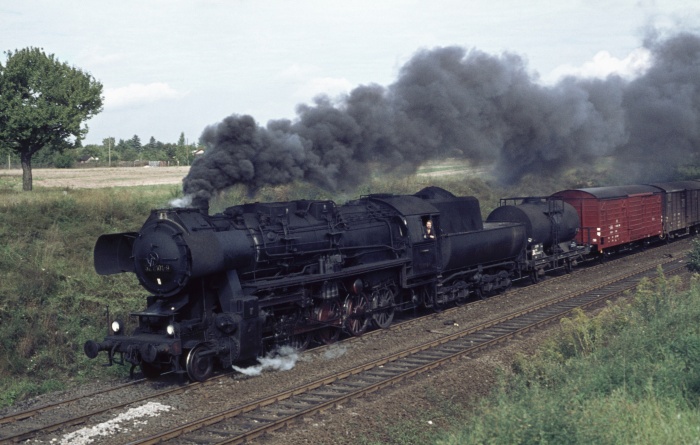 52&nbsp;8101 mit Gz bei Altglienicke, 01.10.1975