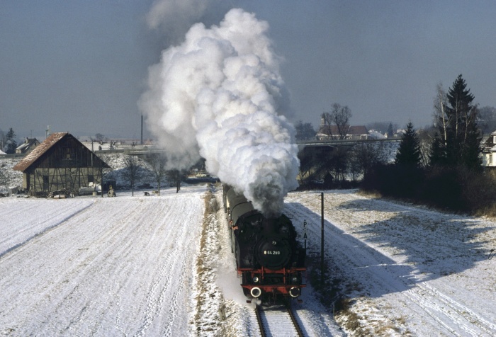 64&nbsp;289 hinter Hechingen (HzL), am 06.01.1979