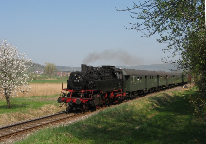 64&nbsp;419 Rudersberg->Schorndorf kurz vor Miedelsbach, am 13.04.2009