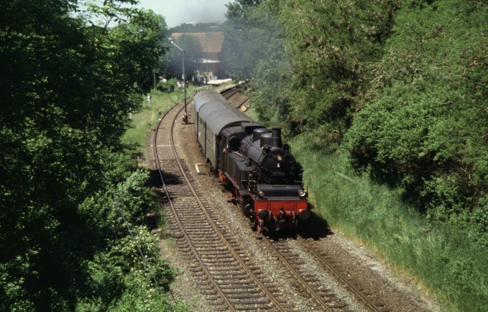 75&nbsp;1118 mit Lr Ausfahrt Rot, am 28.05.2005