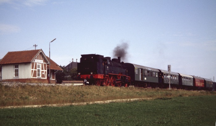 75&nbsp;1118&nbsp;Tv mit Zug &rarr;Amstetten in Stubersheim, am 25.09.2005