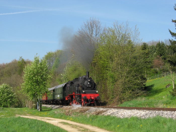 75&nbsp;1118 auf dem Weg nach Gerstetten vor Stubersheim, um 9:58h am 04.05.2008