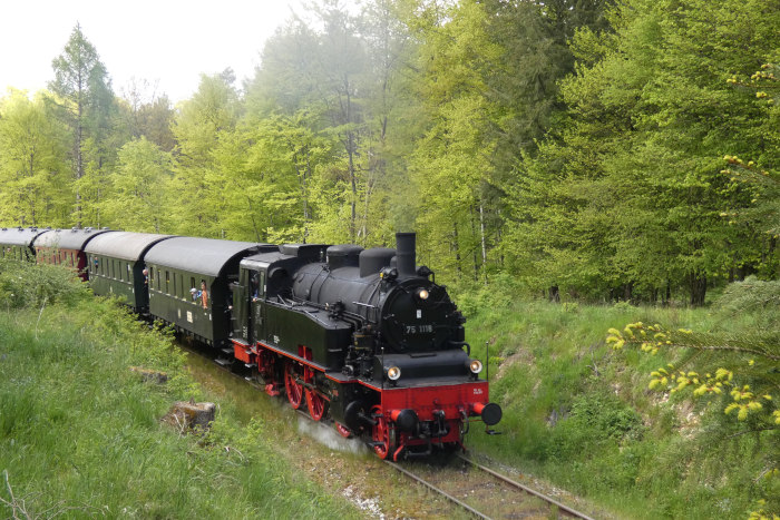 75&nbsp;1118 mit 3.Zug nach Gerstetten am unteren Benzwang, um 15:35h am 18.05.2023