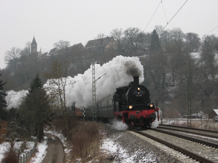 78&nbsp;468 auf dem Weg nach Nördlingen bei Lorch im Remstal, um 9:46h am 06.01.2010
