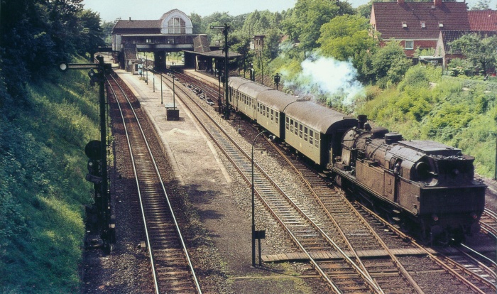 78&nbsp;235 mit Wendezug in Aumühle, 13.07.1968