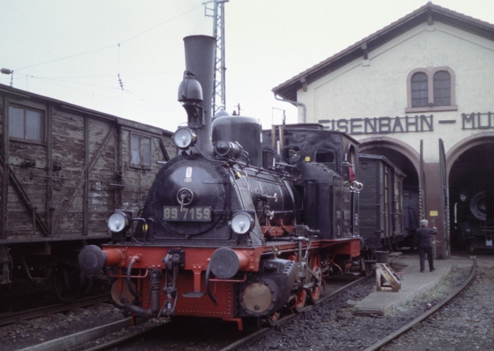 89&nbsp;7159 im Museumsgelände (Bw) der DGEG in Neustadt/Weinstraße, am 10.04.2005