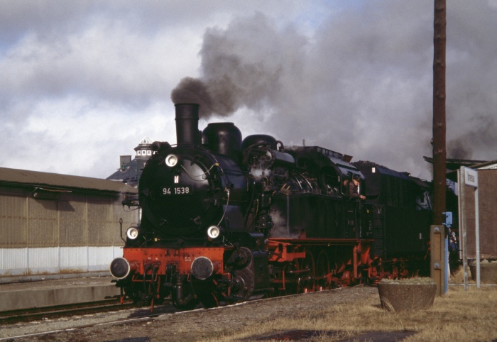 94&nbsp;1538 und 50&nbsp;3648 in Ilmenau, am 18.02.2006