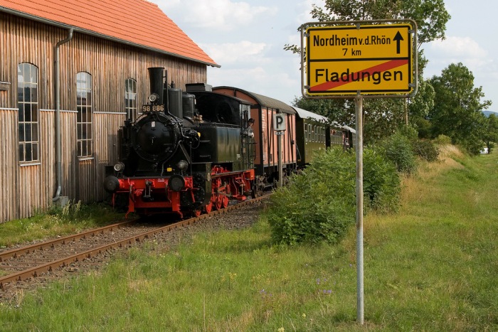 98&nbsp;886 Einfahrt Fladungen, am 17.08.2008