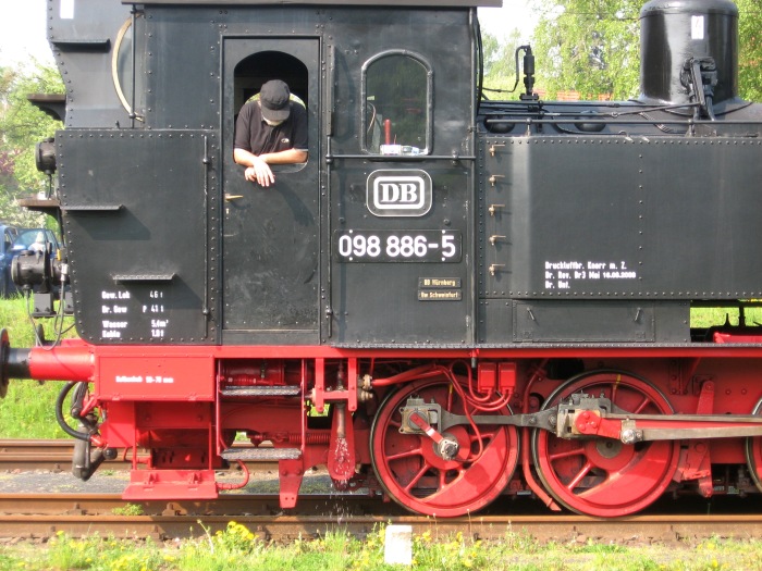 Anschriften der 098&nbsp;886-5 im DB-Look 1968