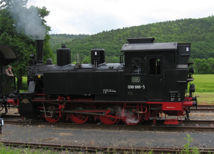 98&nbsp;886 in Fladungen, am 31.05.2009