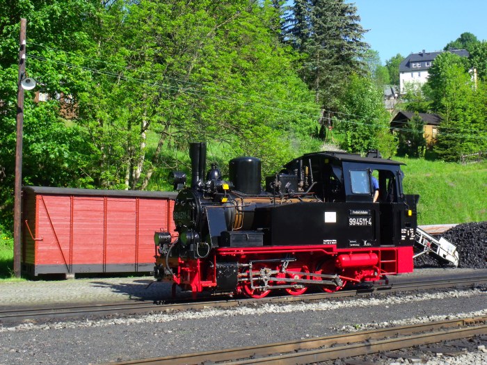 99&nbsp;4511 wird morgens um 8:45h am Samstag vor Pfingsten 2014 für den Einsatz über den traditionellen Pfingst-Event der Preßnitztalbahn vorbereitet, d.h. nun im wesentlichen geputzt... innen wie außen