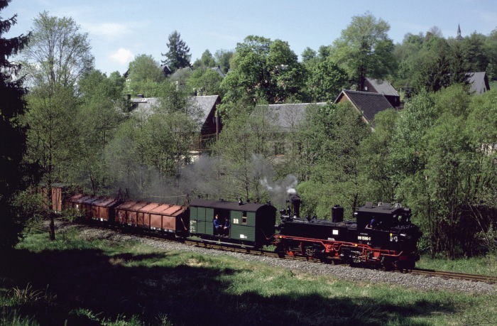 99&nbsp;1590&nbsp;Tv mit Sonder-Gz abwärts vor Schlössel, am 25.05.2001